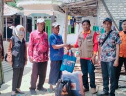 BPBD Sampang Bantu Korban Terdampak Angin Puting Beliung Di Kecamatan Sreseh