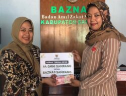 Melalui Baznas Sampang, PA GMNI Serahkan Bantuan Pada Masyarakat Kurang Mampu